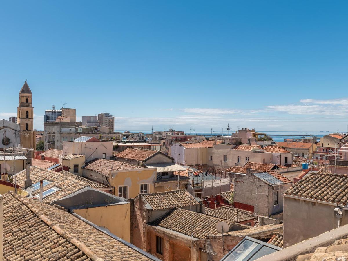 Apartamento Casa Alla Marina Del Porto Di Cagliari Exterior foto