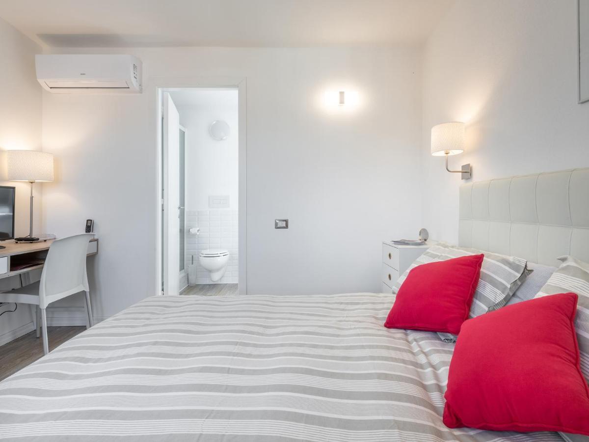 Apartamento Casa Alla Marina Del Porto Di Cagliari Exterior foto